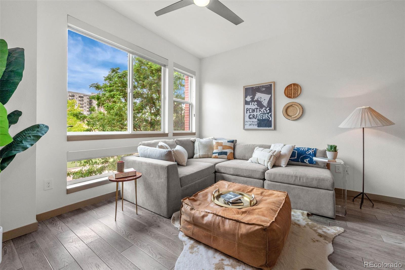 2200 Tremont Place Unit: 5