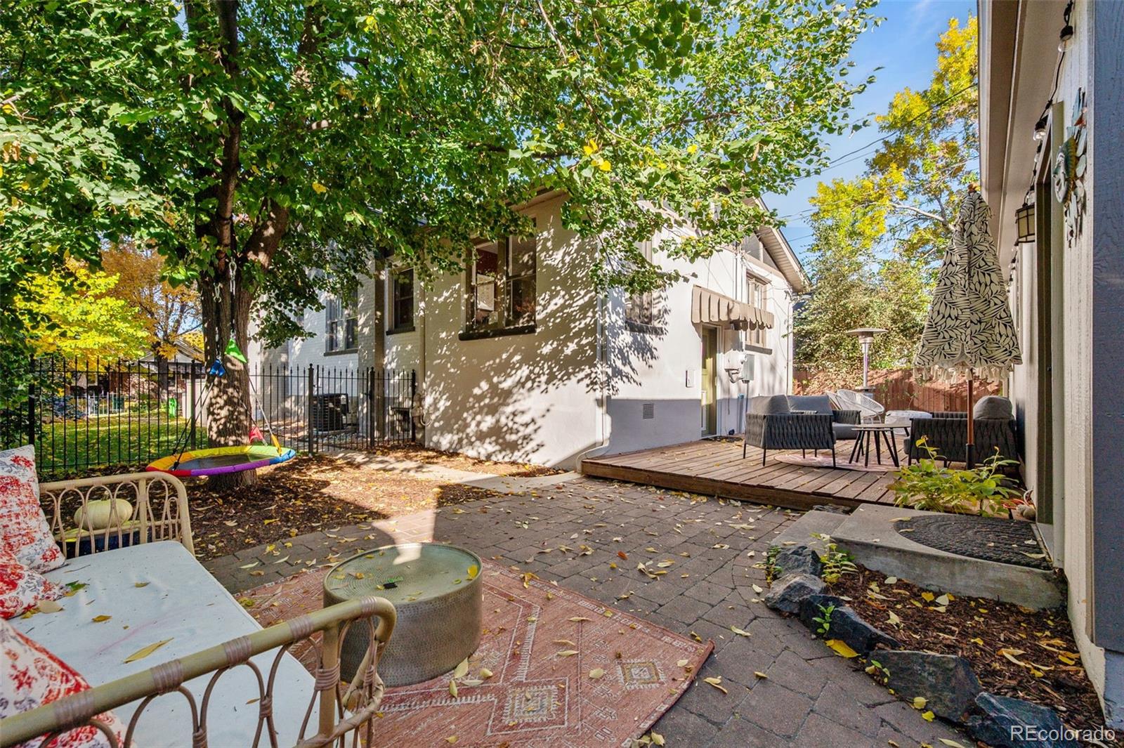 2620 Bellaire Street