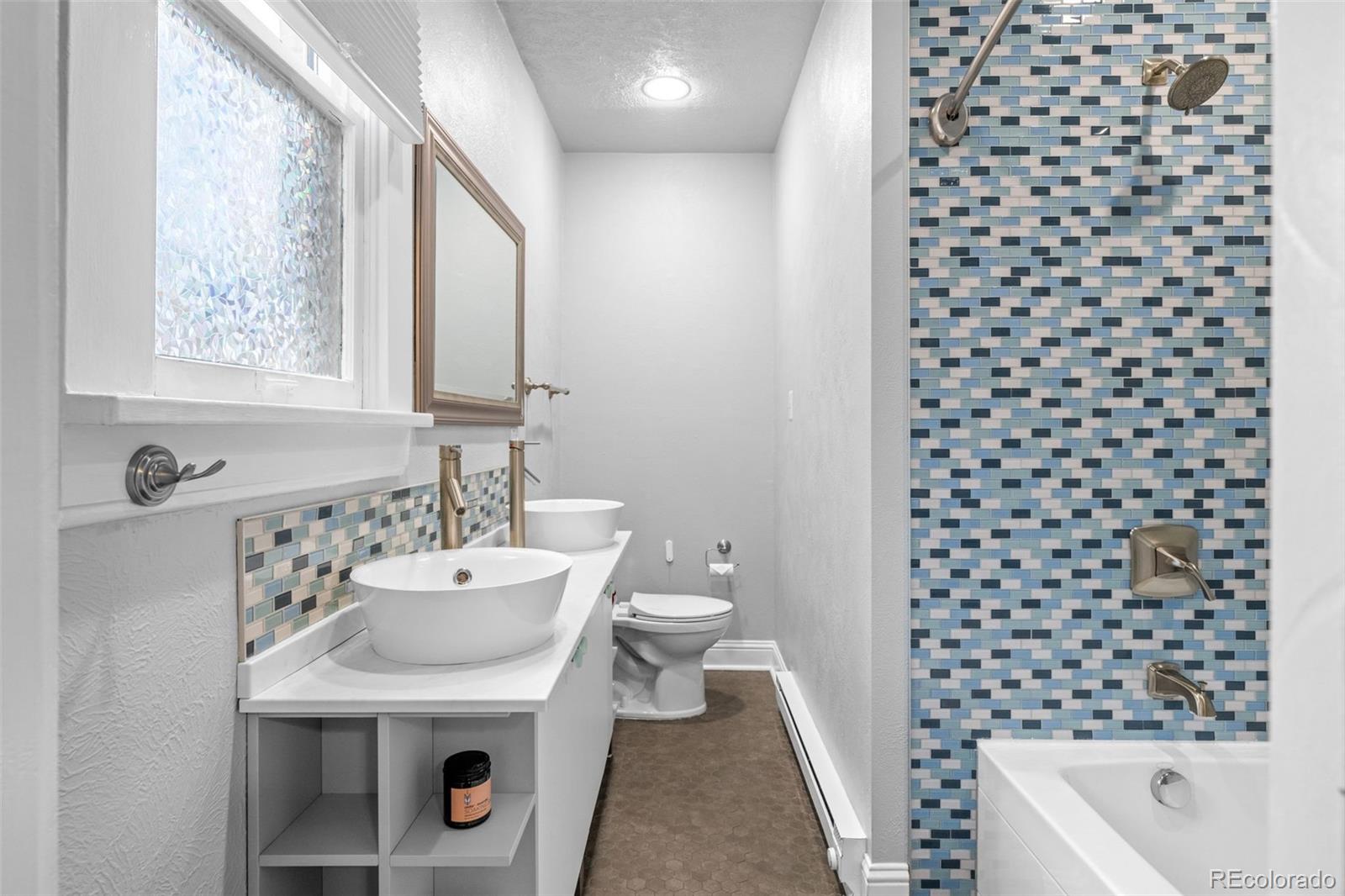 2620 Bellaire Street