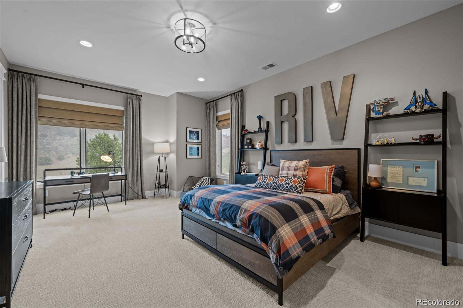 7912 Raphael Lane