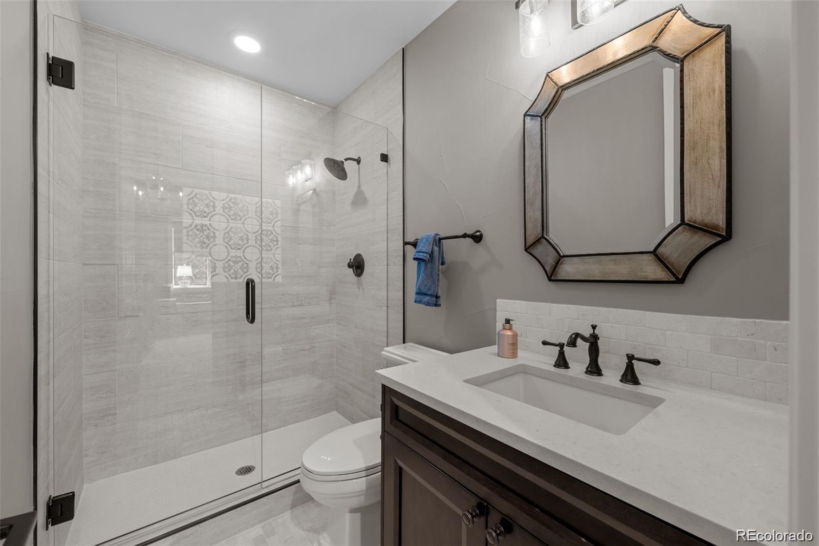 7912 Raphael Lane