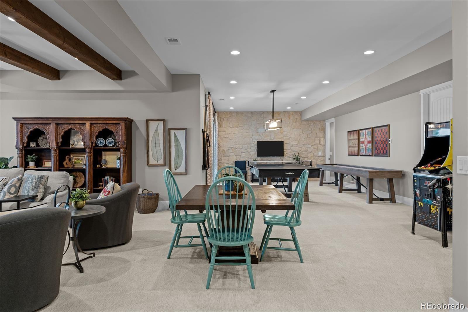 7912 Raphael Lane