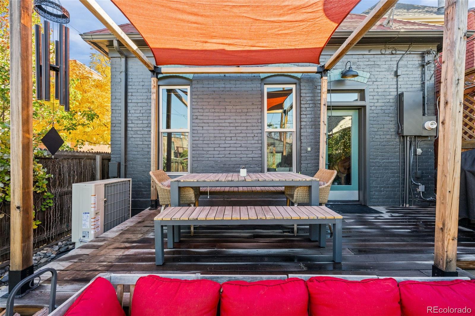 2535 California Street