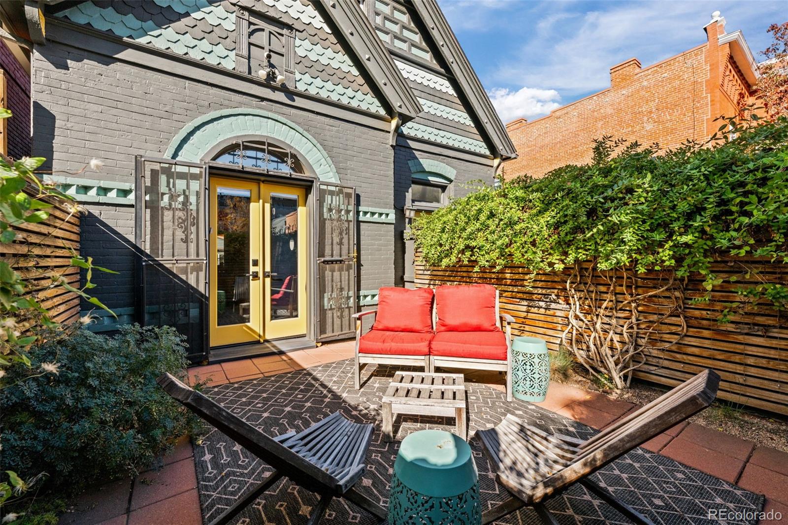 2535 California Street