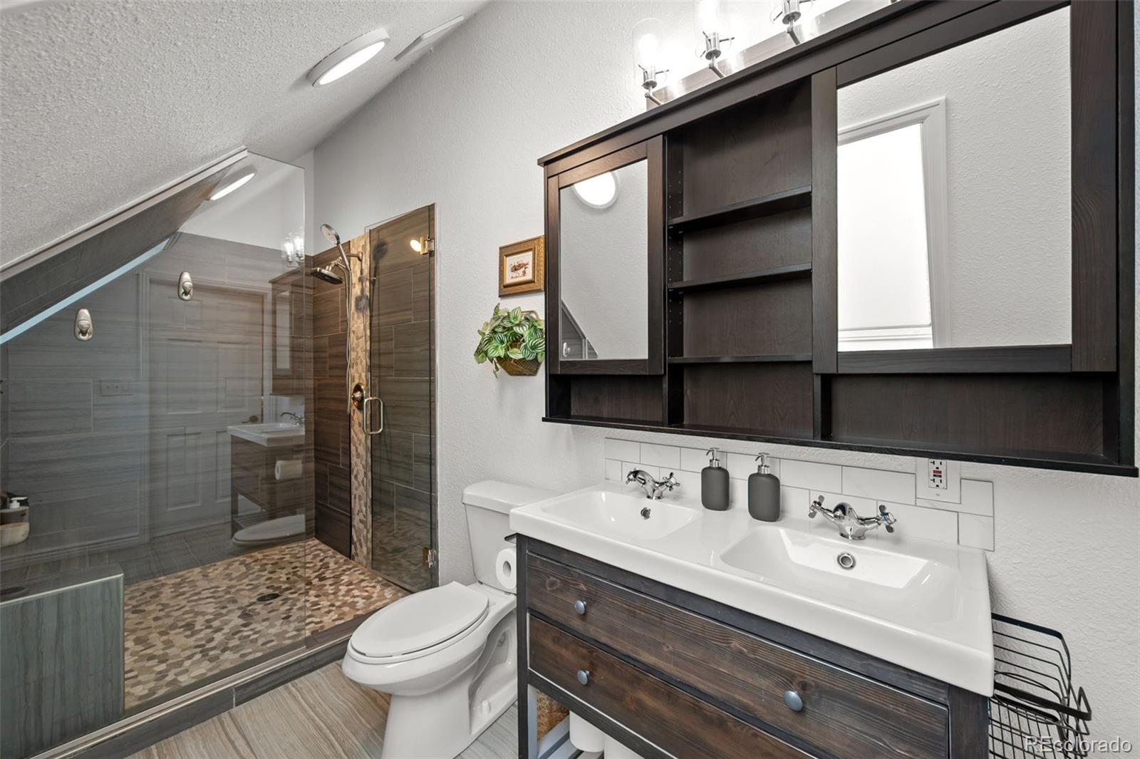 2535 California Street