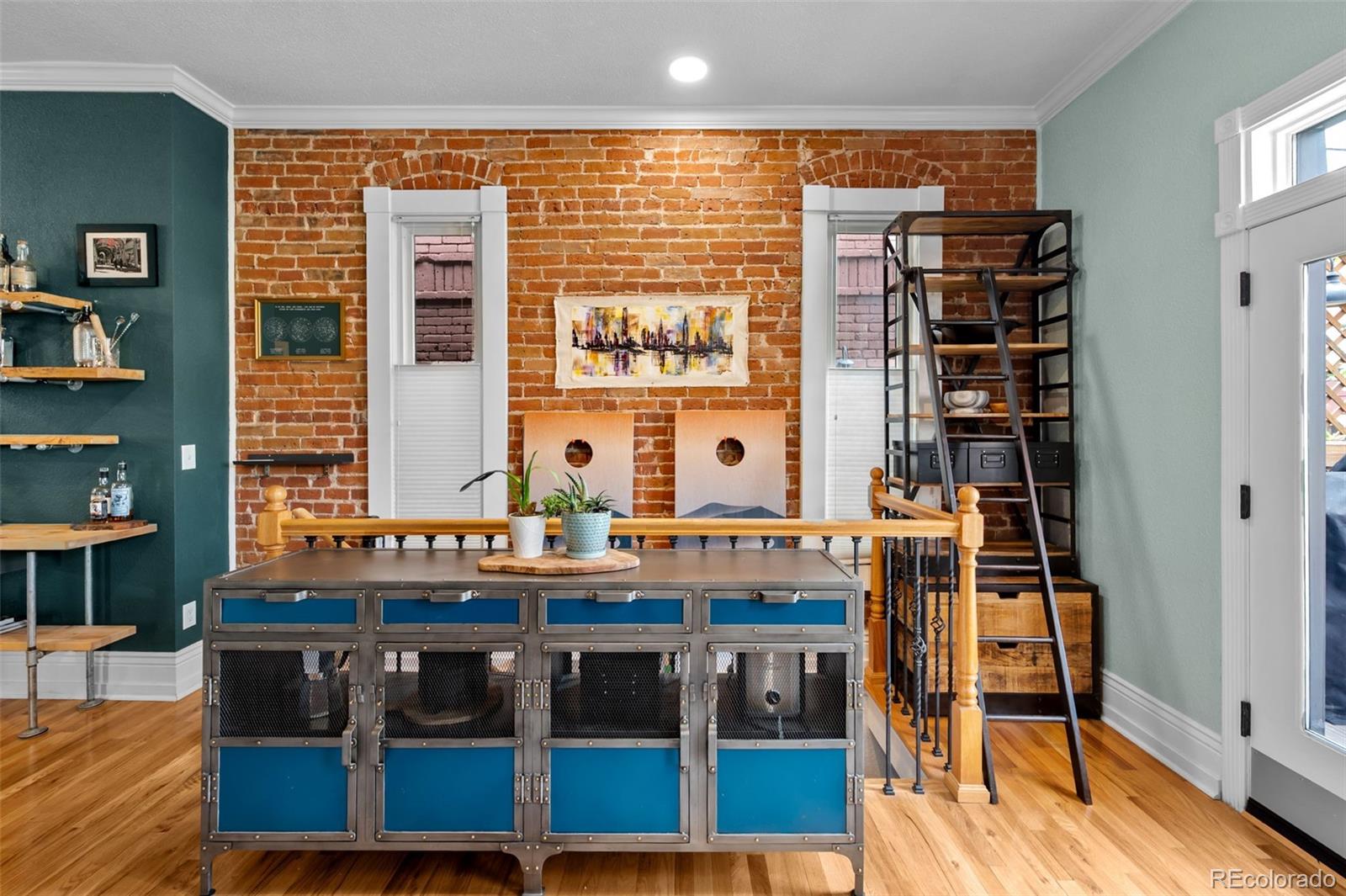 2535 California Street