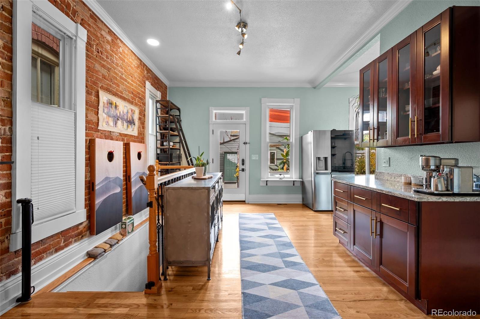 2535 California Street