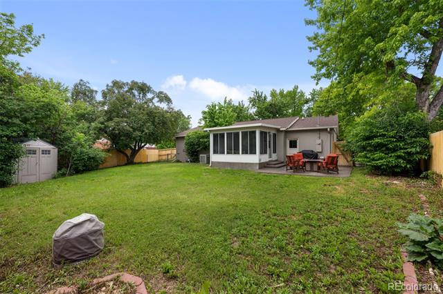 6402 Iris Court
