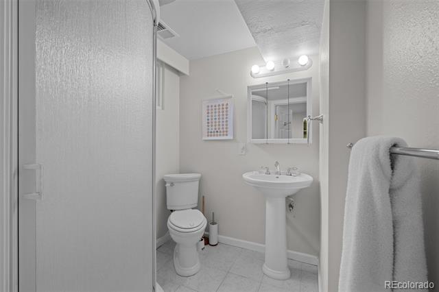 6402 Iris Court