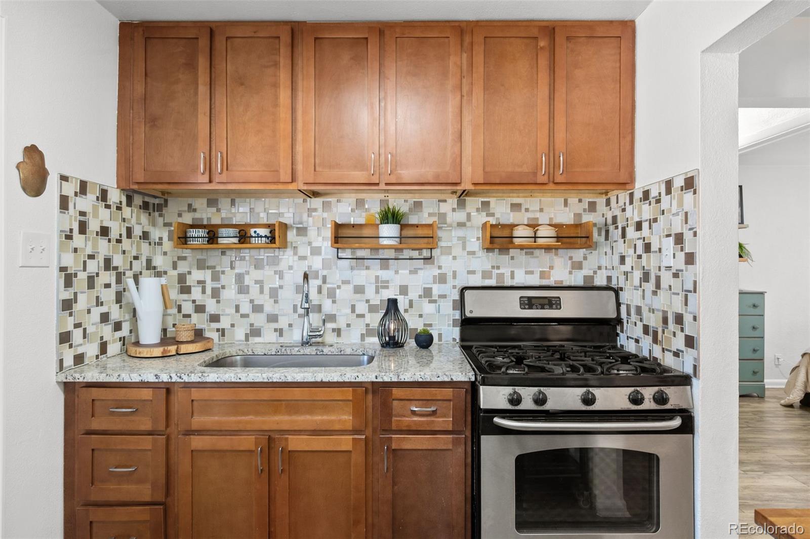 2955 N Gilpin Street