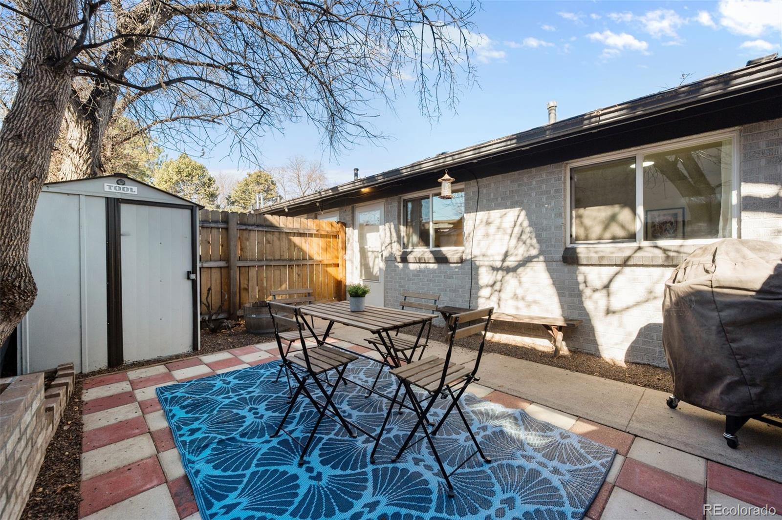 2955 N Gilpin Street