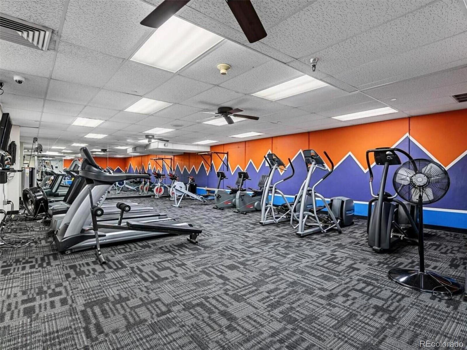 460 S Marion Parkway Unit: 1055