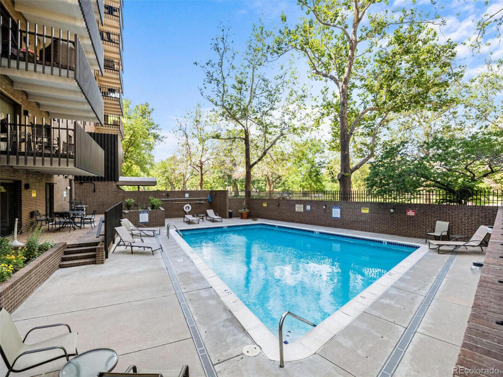 460 S Marion Parkway Unit: 1055