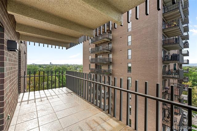 460 S Marion Parkway Unit: 1055