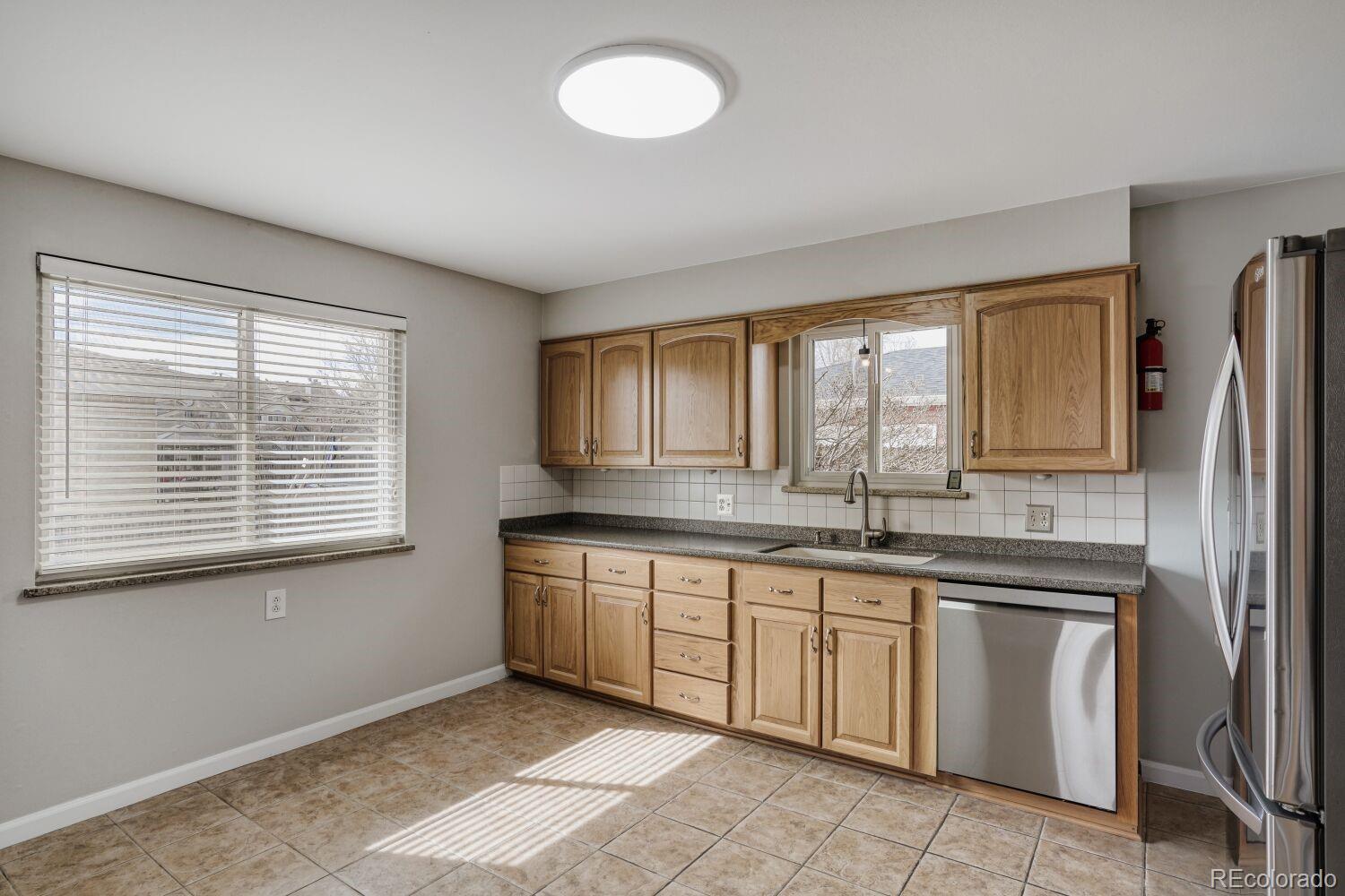 5065 S Delaware Street