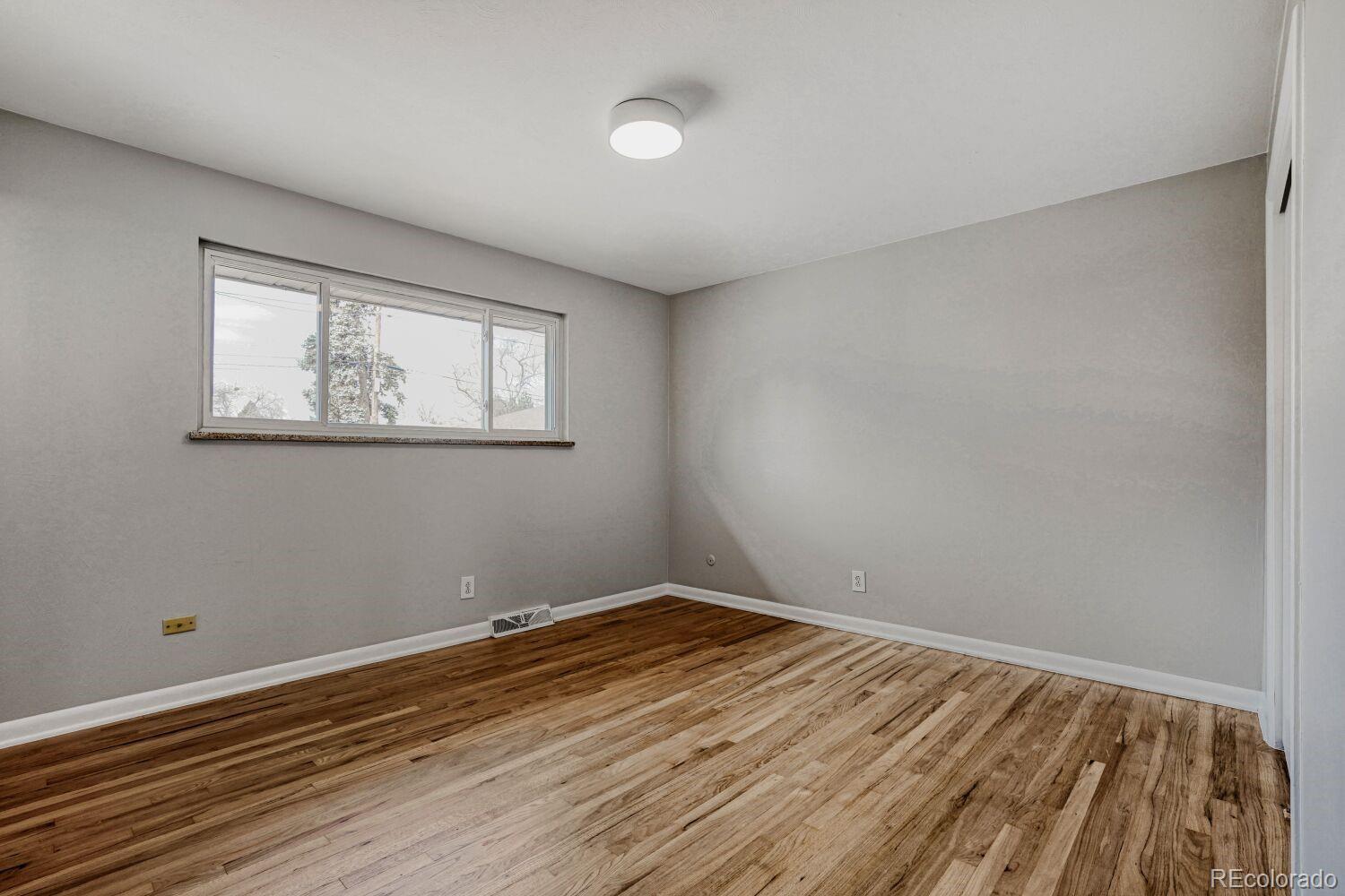 5065 S Delaware Street