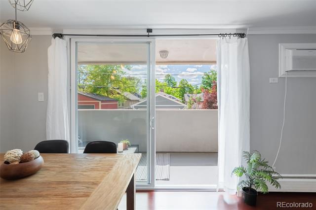 1035 N Colorado Boulevard Unit: 201