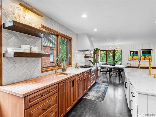 7252 S Sundown Circle