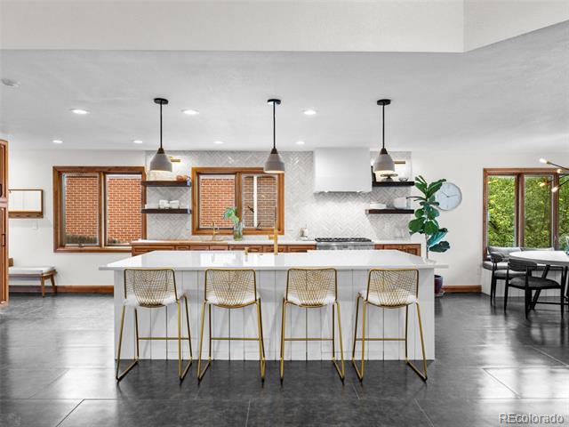 7252 S Sundown Circle