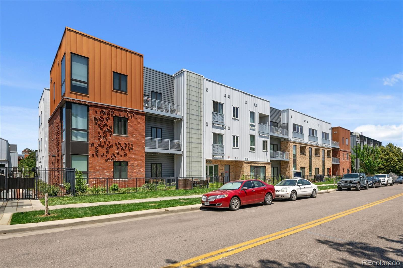 2525 Arapahoe Street Unit: RD315