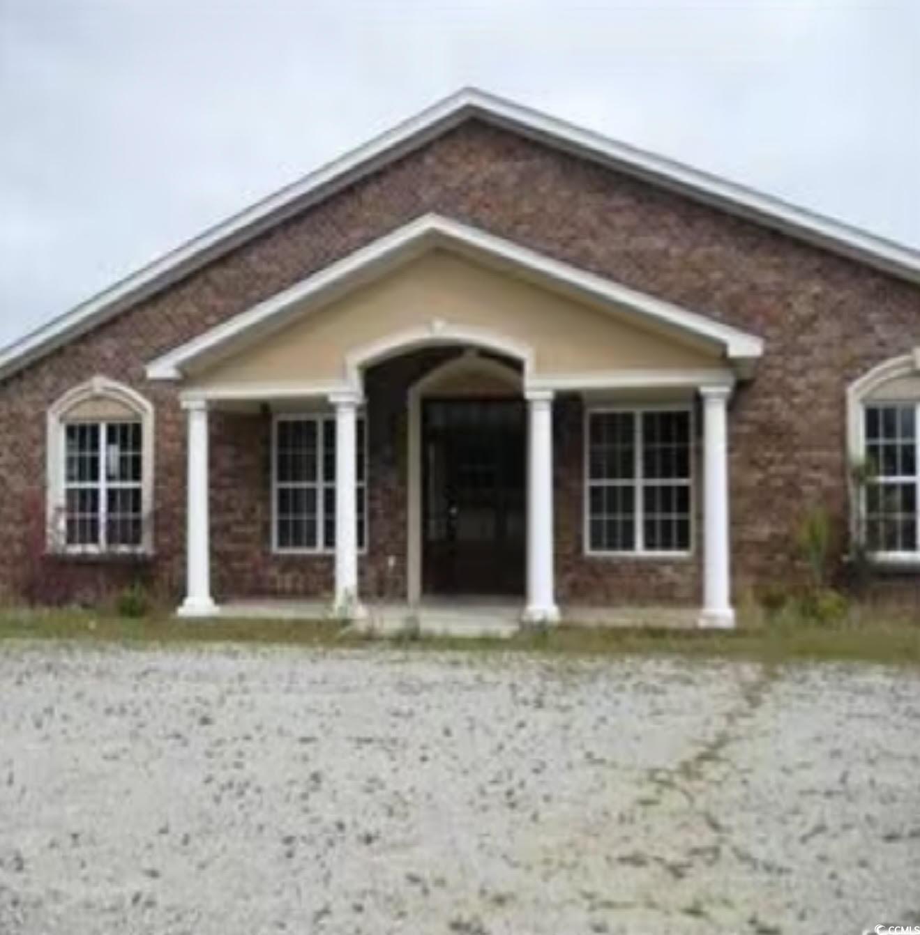 501 Royals Pointe Ct.