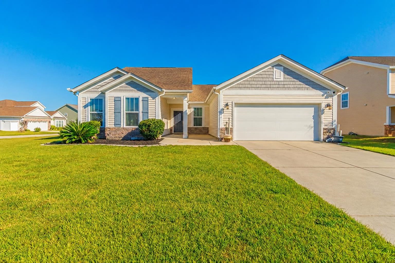 348 Lochmoore Loop