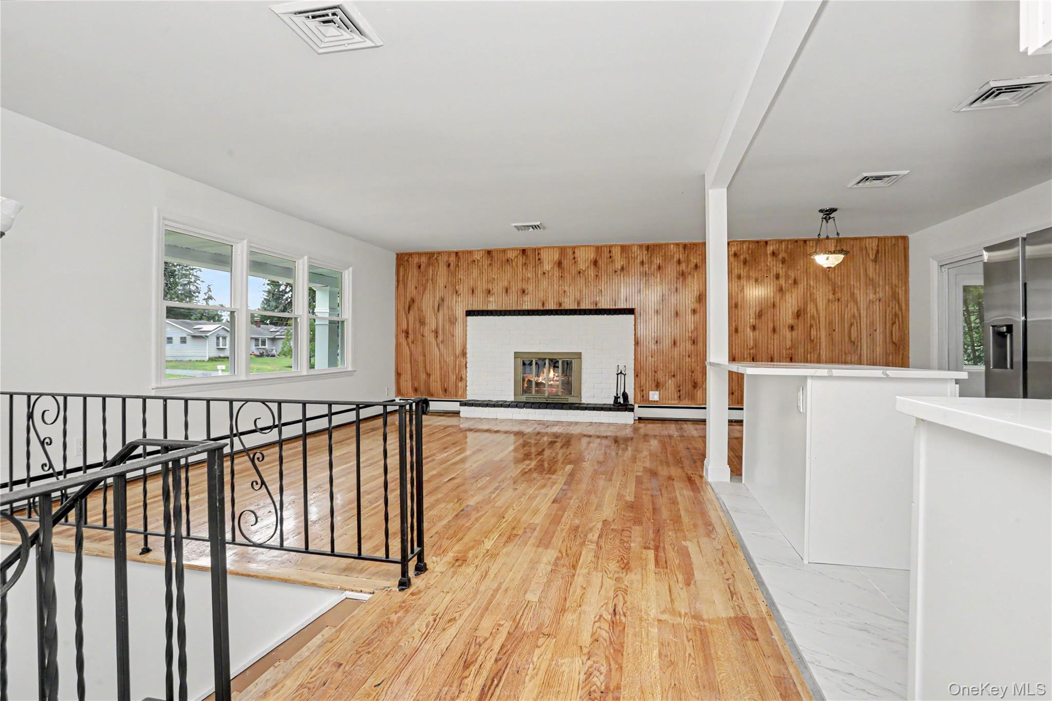 12 Roe Drive