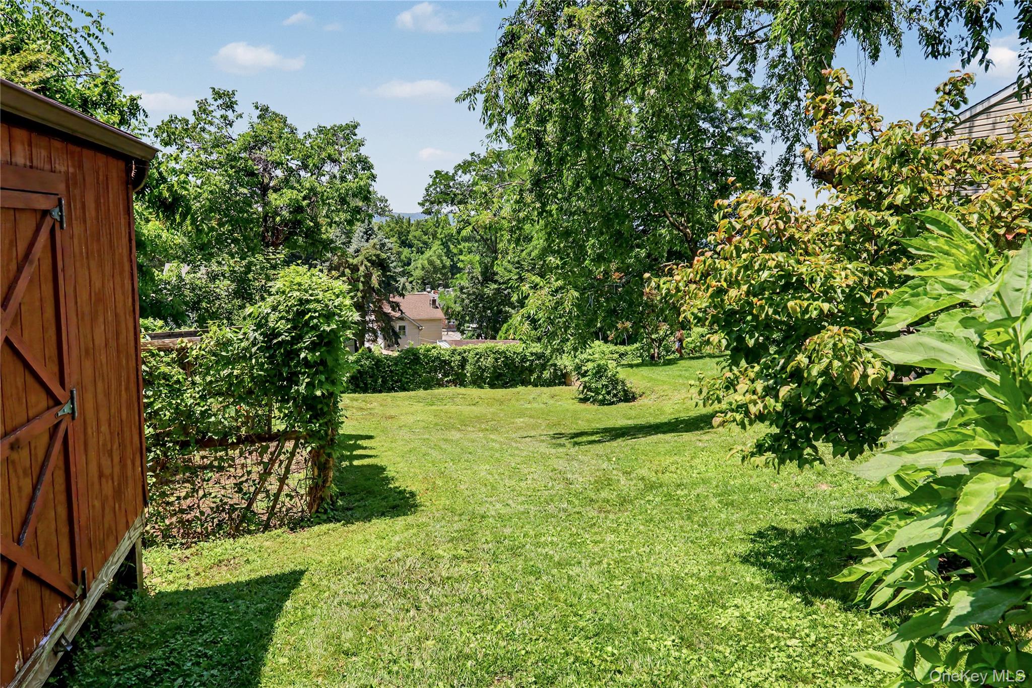 33 Cedar Lane