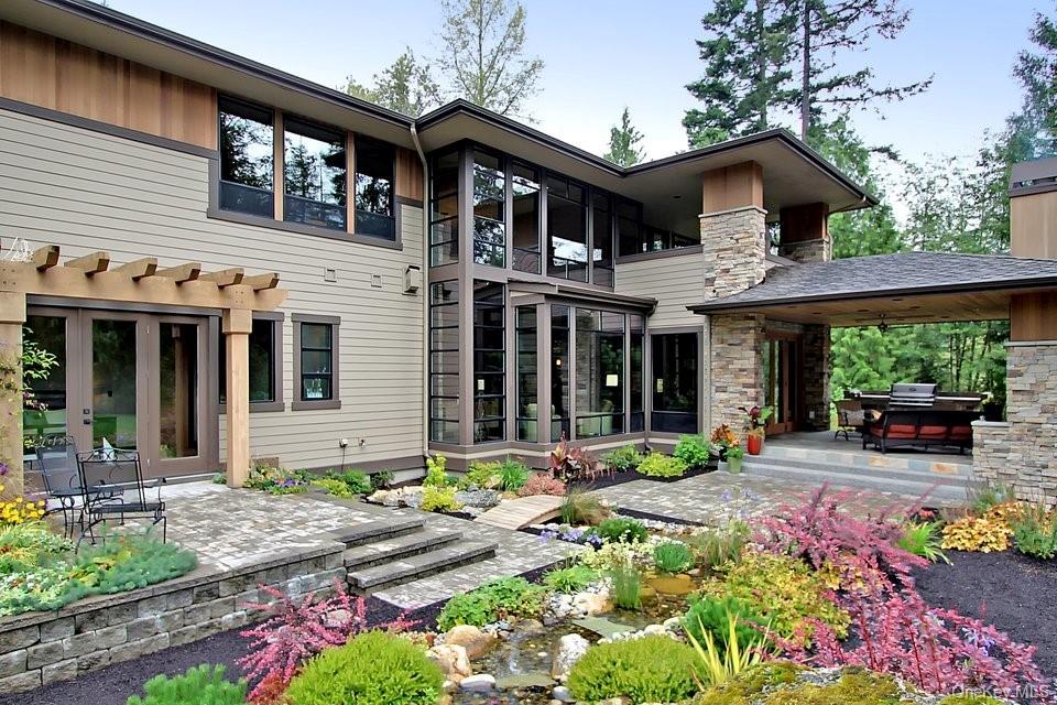 74 Root Avenue