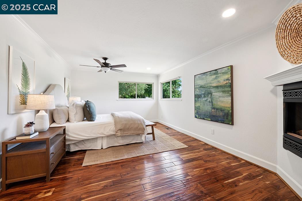 3190 Bavarian Ln