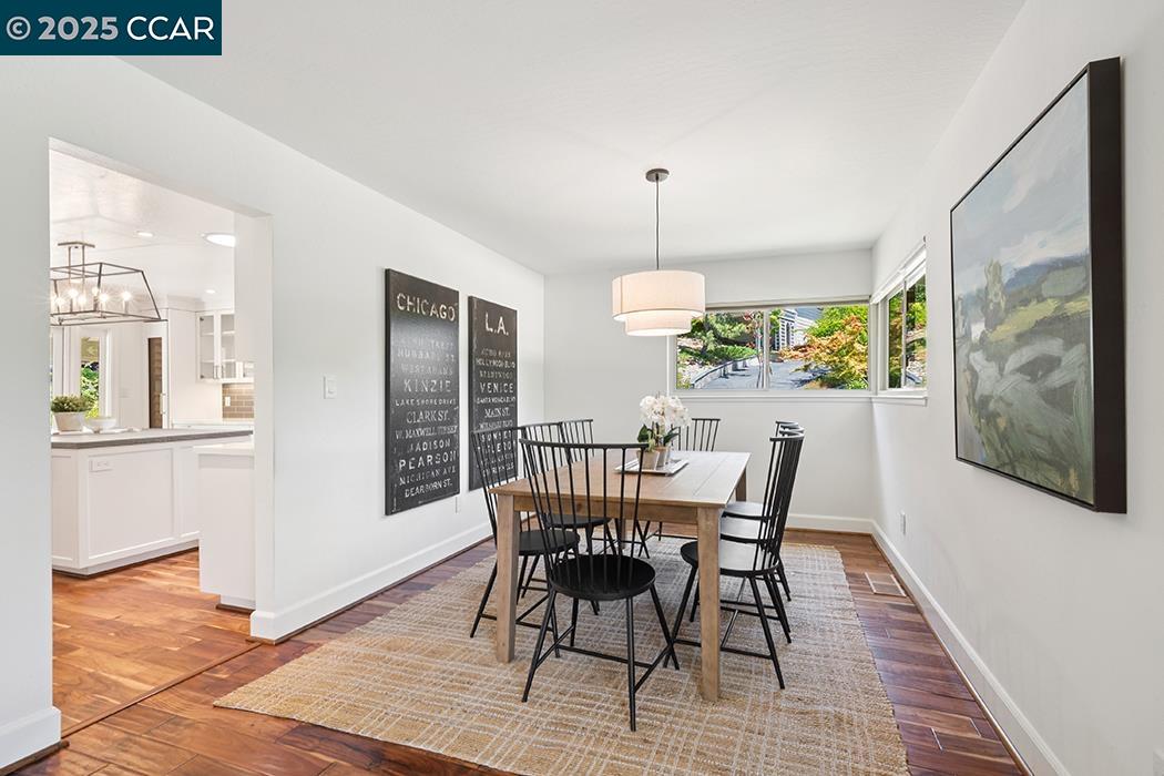 3190 Bavarian Ln