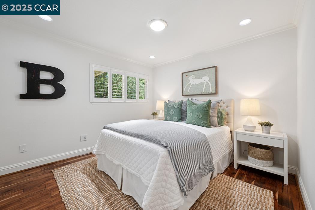 3190 Bavarian Ln