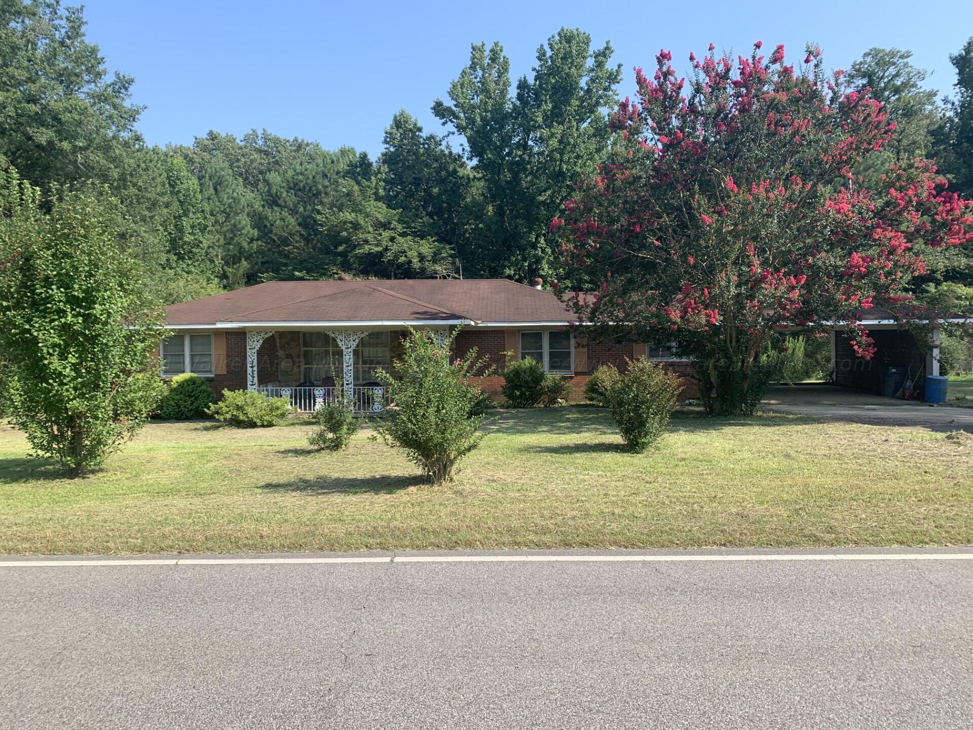 1457 HWY 124