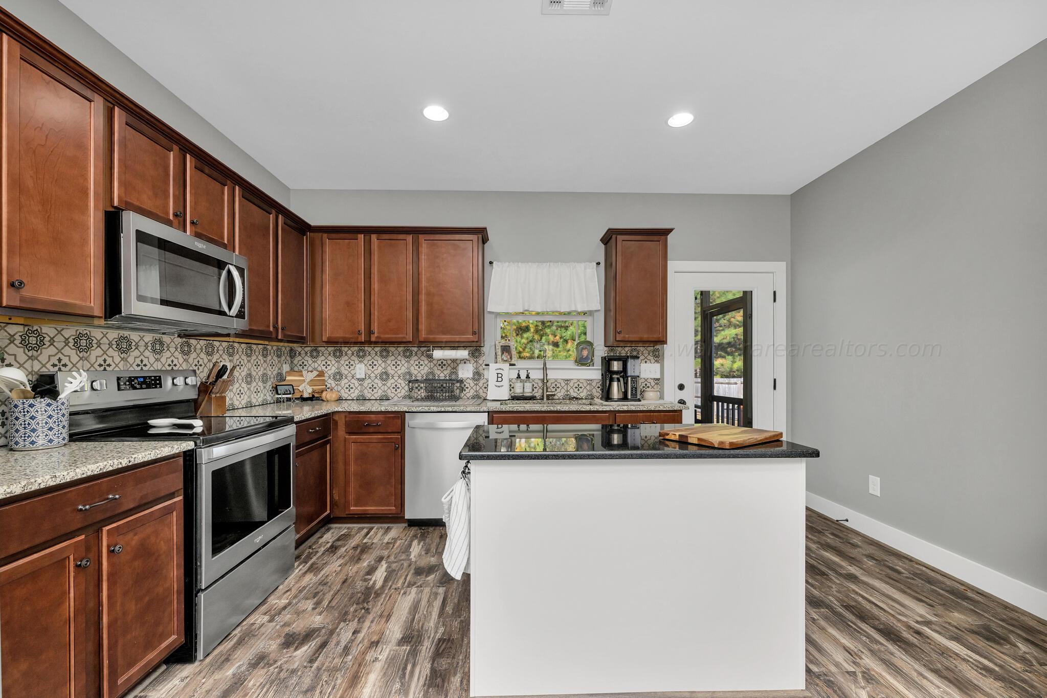 66 SHEPHERDS LOOP