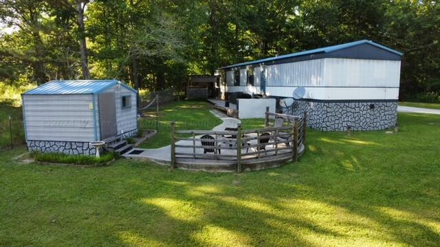 1949 TROTTER Rd