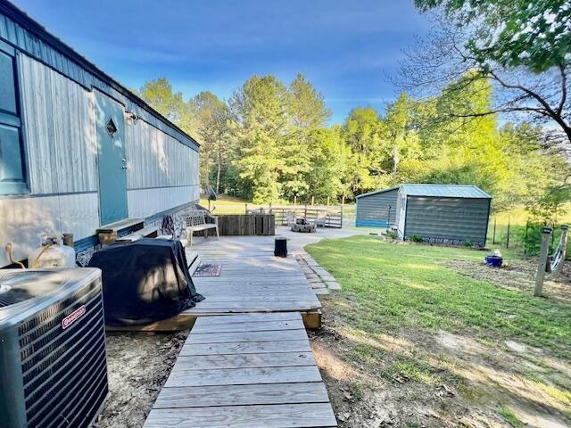 1949 TROTTER Rd