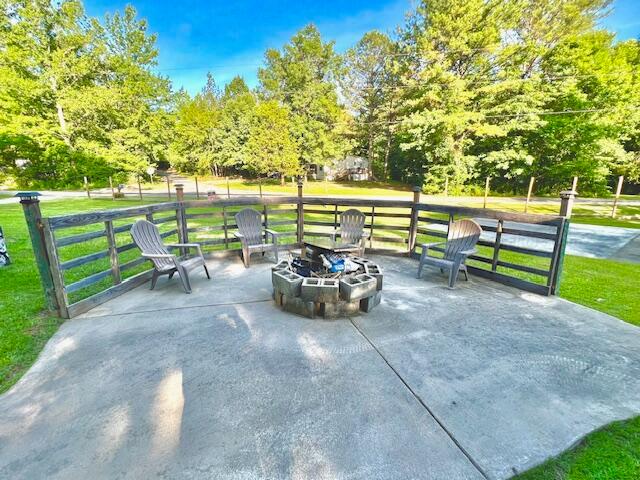 1949 TROTTER Rd