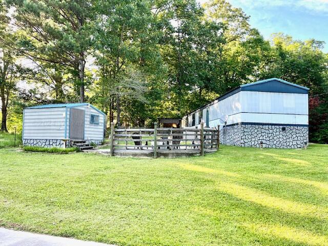 1949 TROTTER Rd