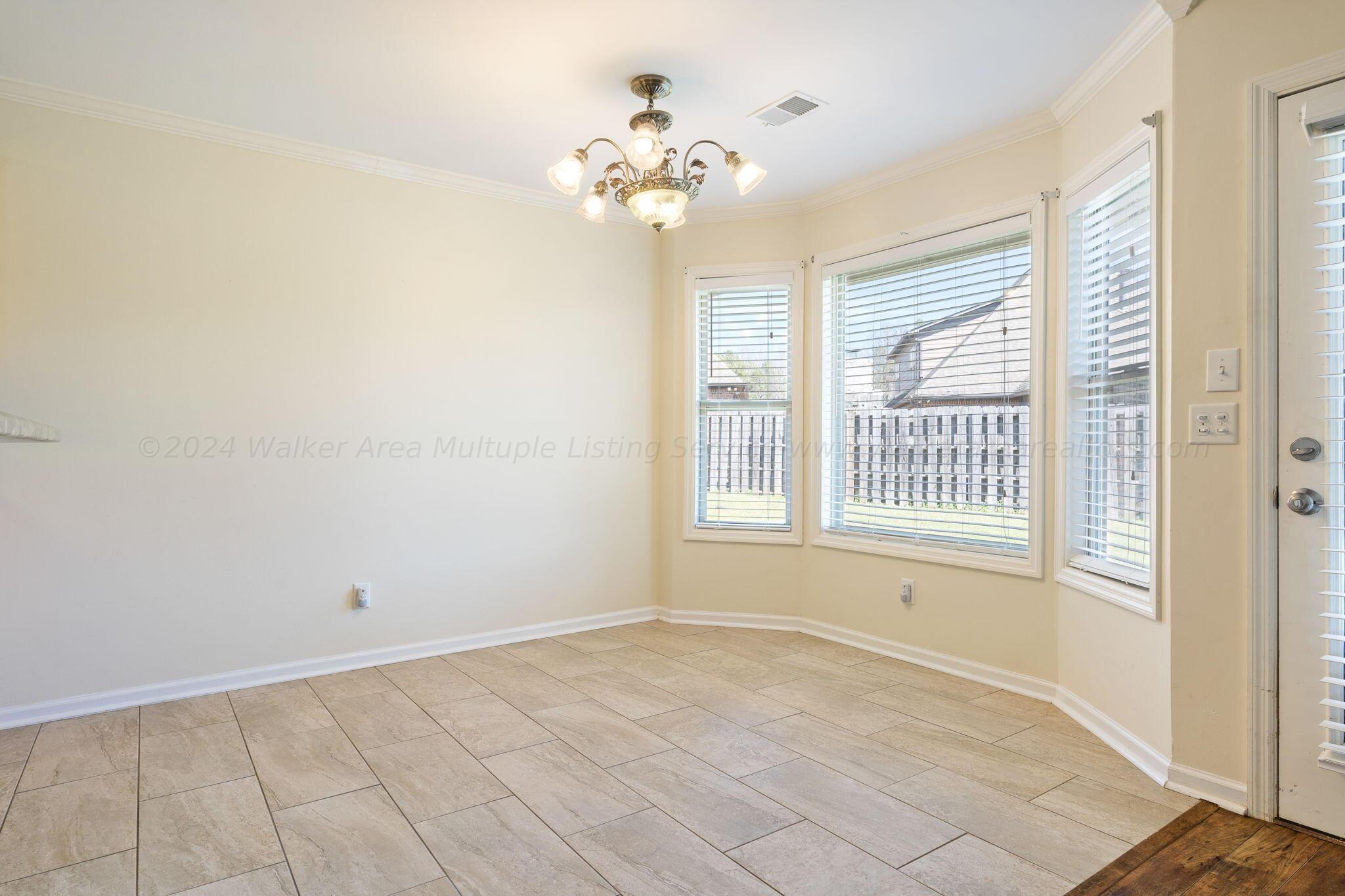 77 KELSO Ct