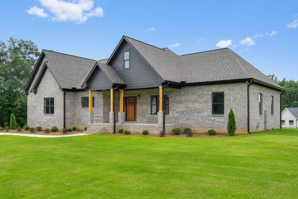 48 LAKESIDE Dr