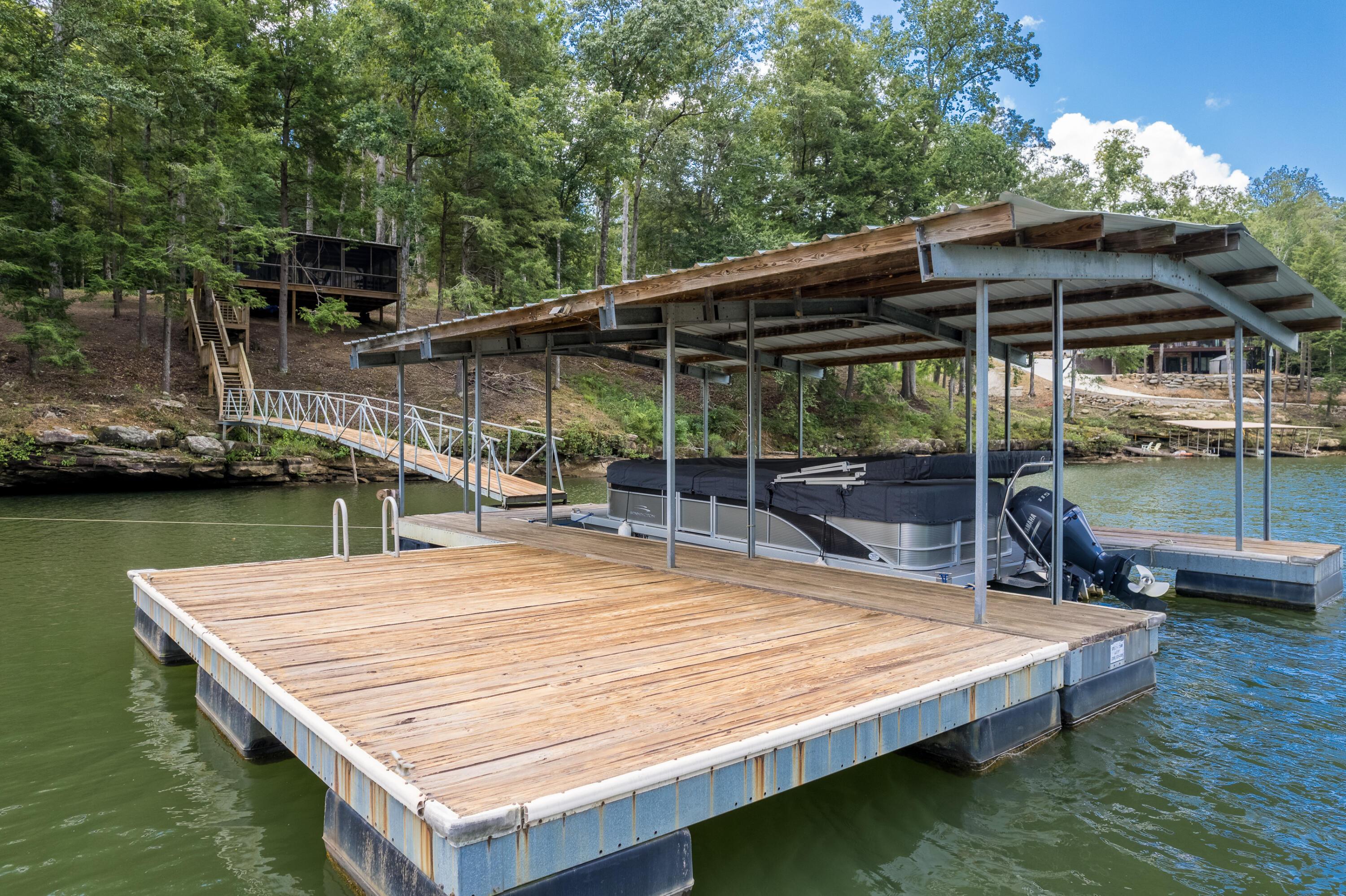 372 COUNTY RD 4104