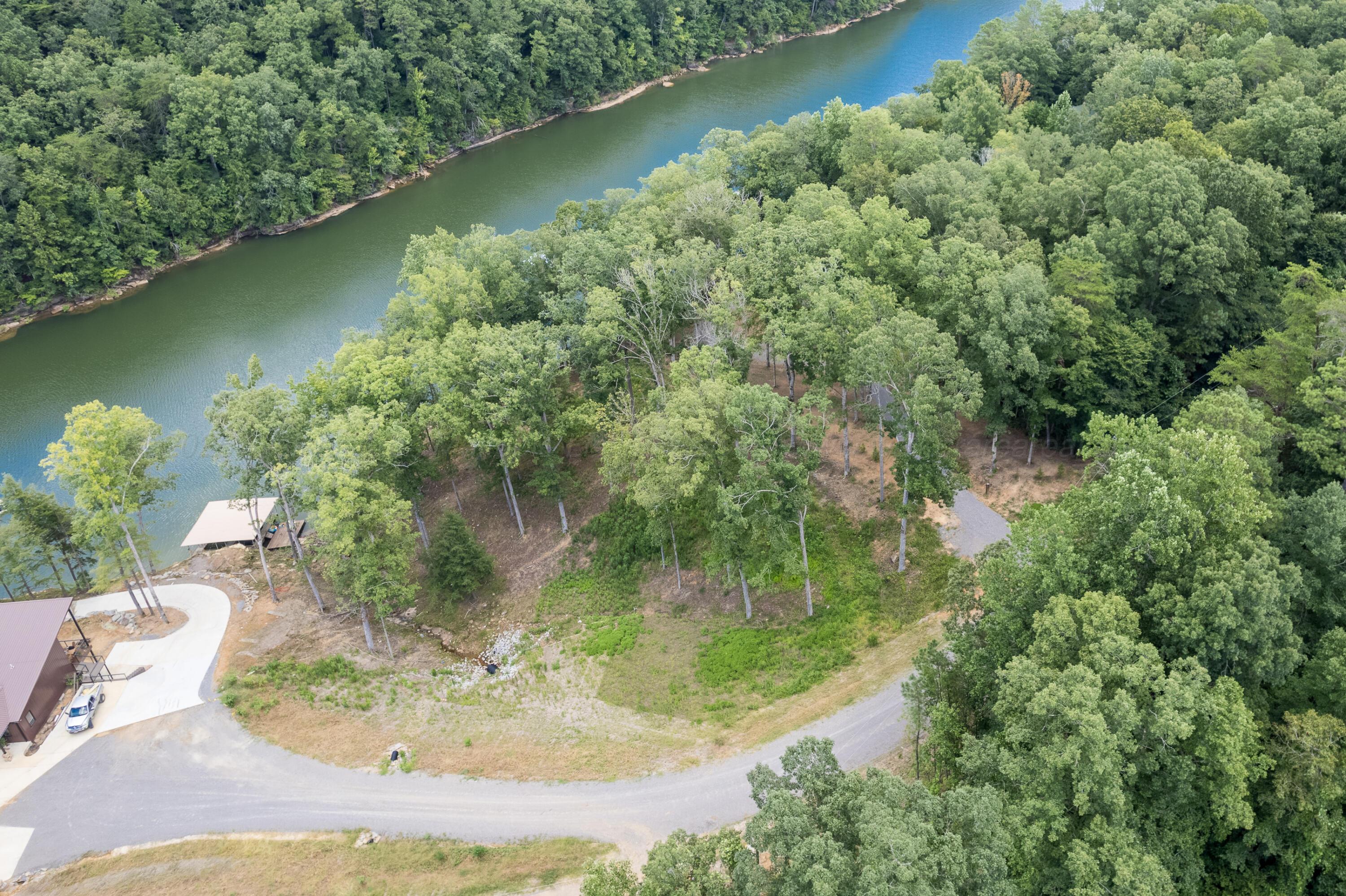 372 COUNTY RD 4104