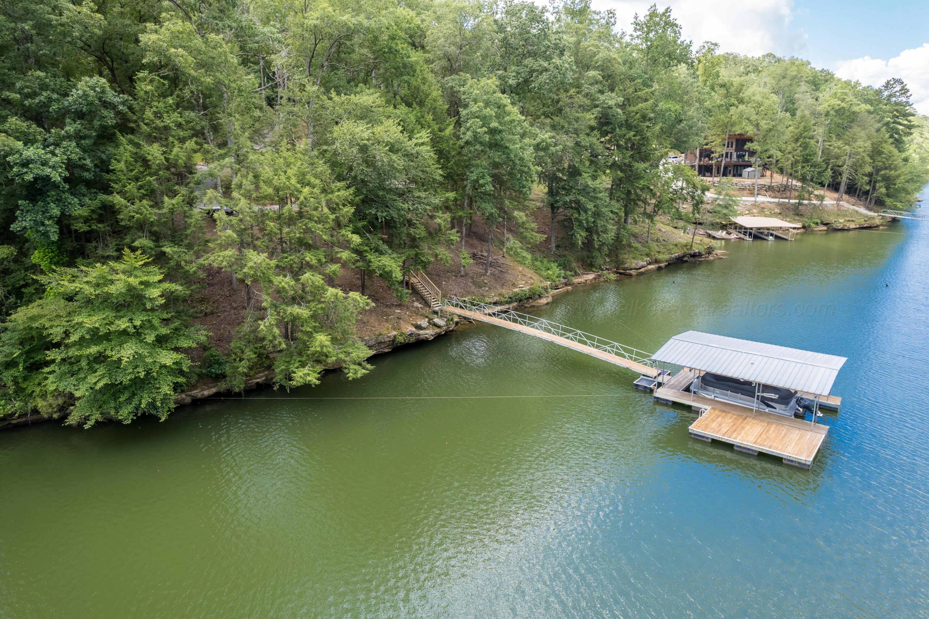 372 COUNTY RD 4104