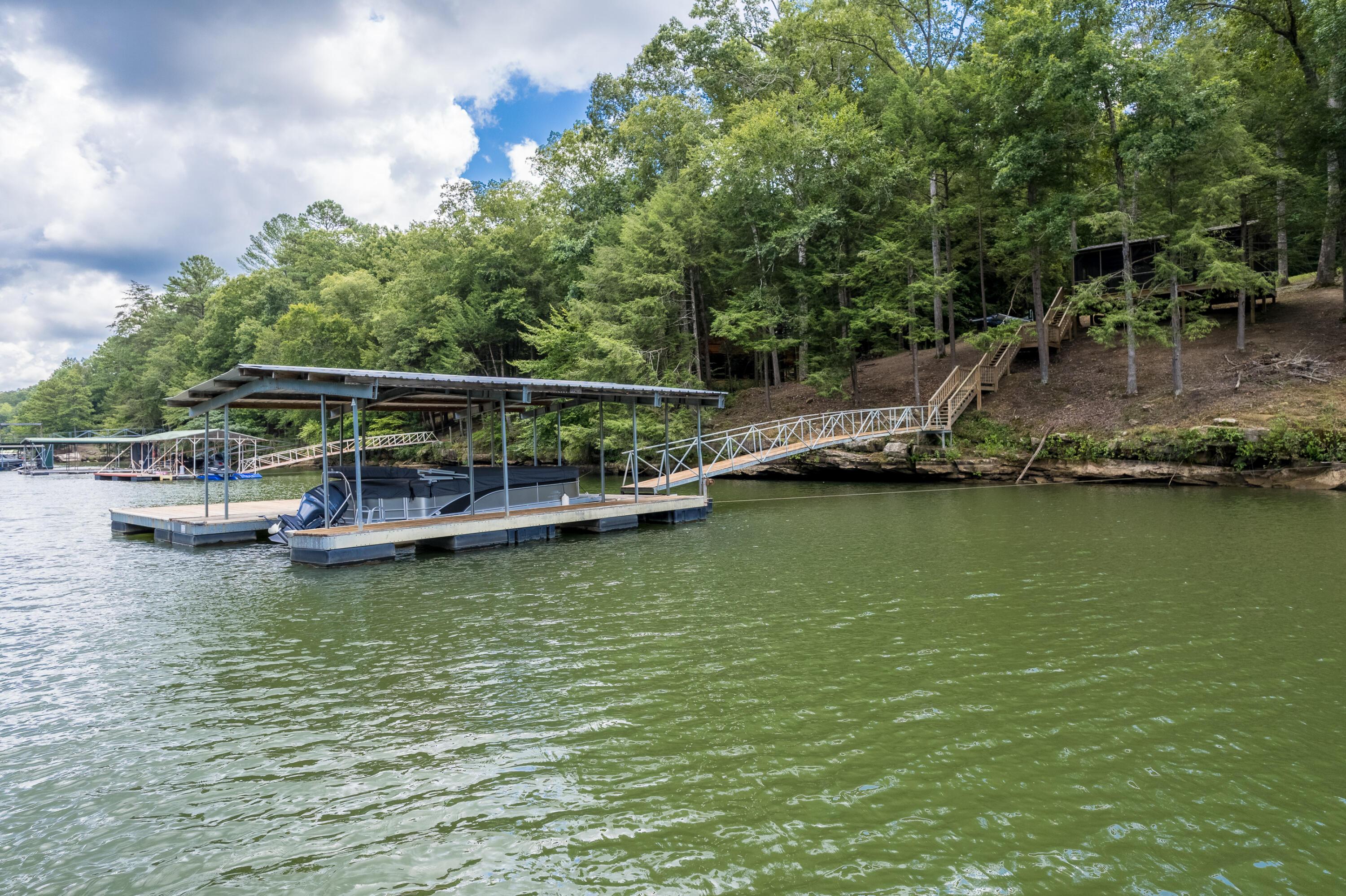 372 COUNTY RD 4104