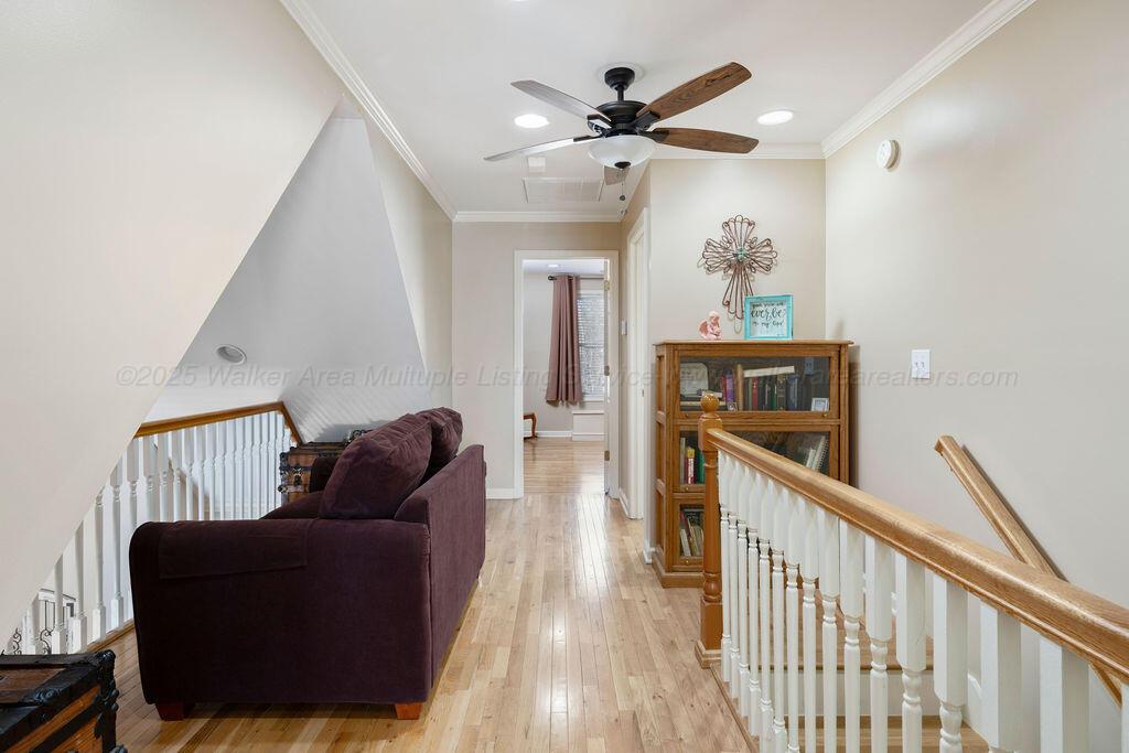 316 BOARDWALK Way