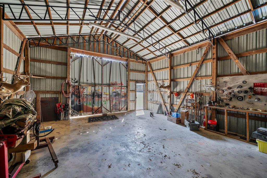 200 BEECH Ln