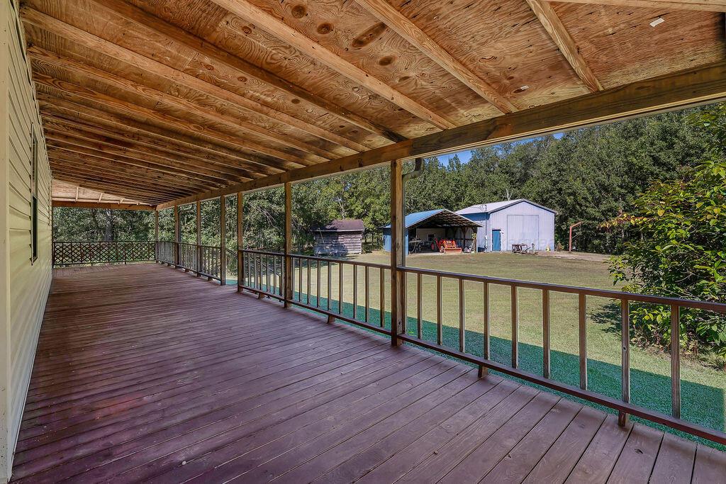 200 BEECH Ln
