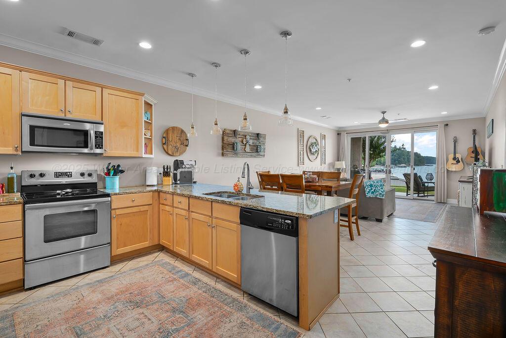 204 COUNTY ROAD 96 UNIT 404