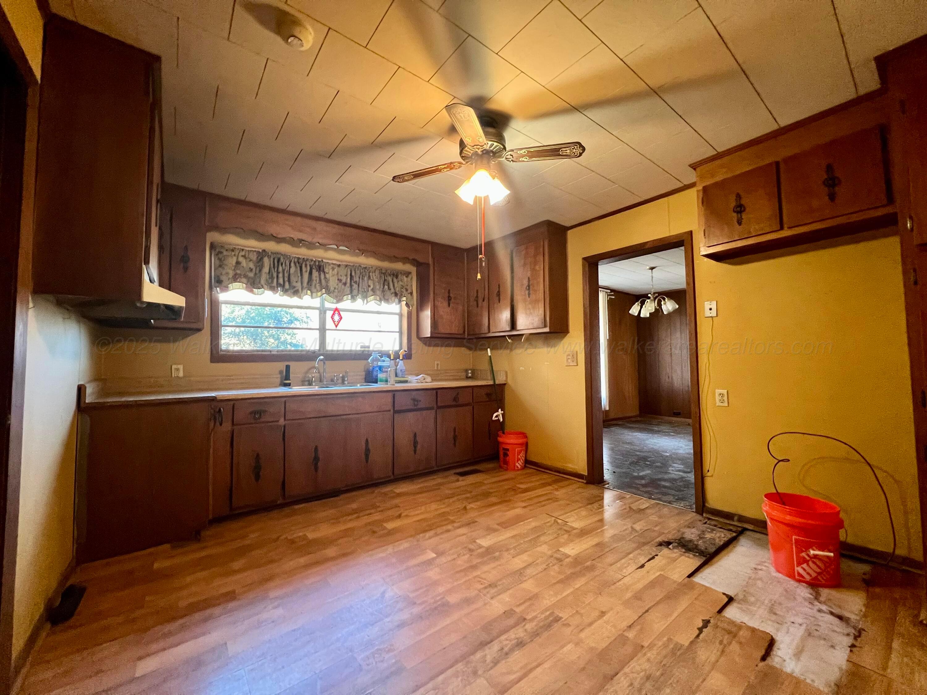 1694 -GORGAS Rd