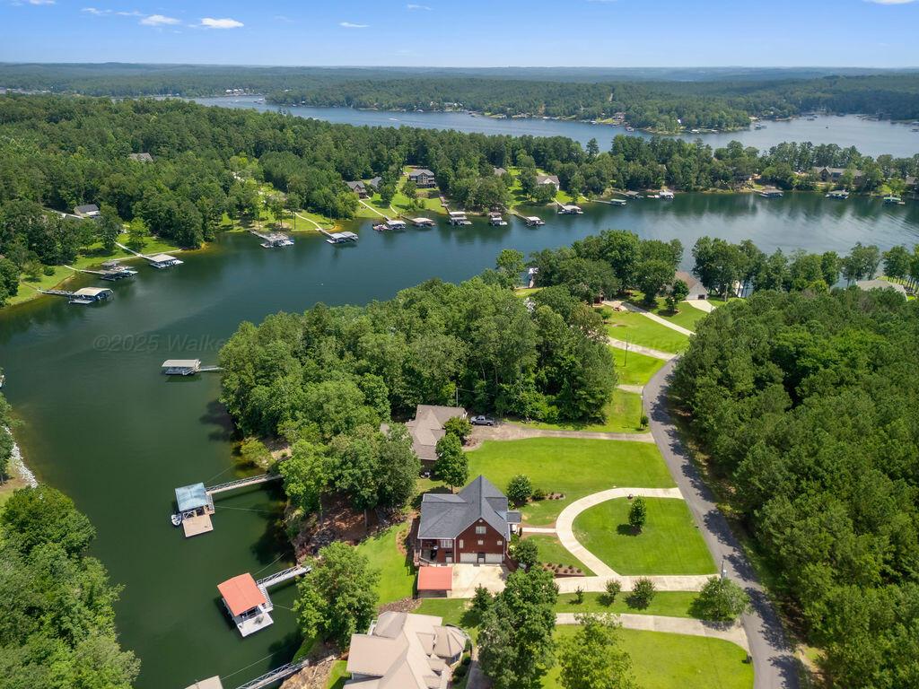 316 BOARDWALK Way